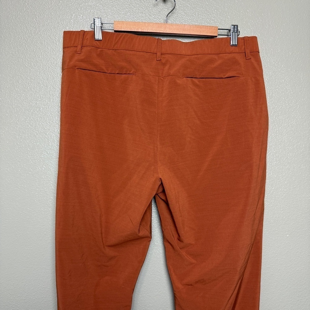 Fabletics Women’s Orange joggers- XL - Picture 5 of 9